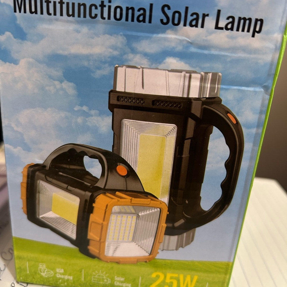 Multifunctional Solar Lamp with Handle